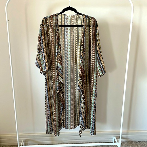 LuLaRoe Shirley - Picture 1 of 5